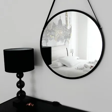 Il Balcone Del Longobardo A Due Passi Dall'arena Апартаменты *