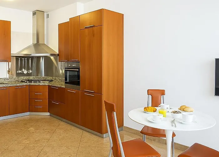 Apartman Il Balcone Del Longobardo-200M Dall' Arena *